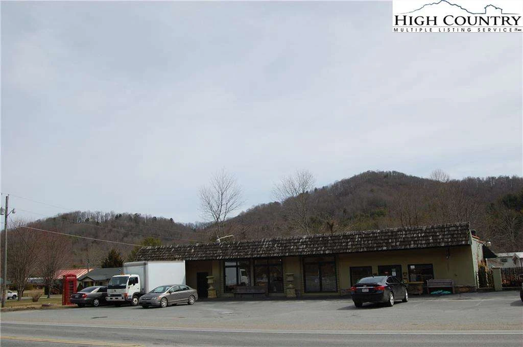 Image number 4 for the current listing