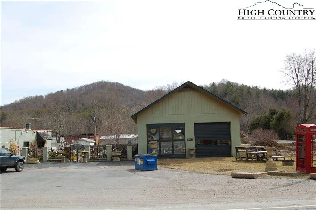 Image number 5 for the current listing