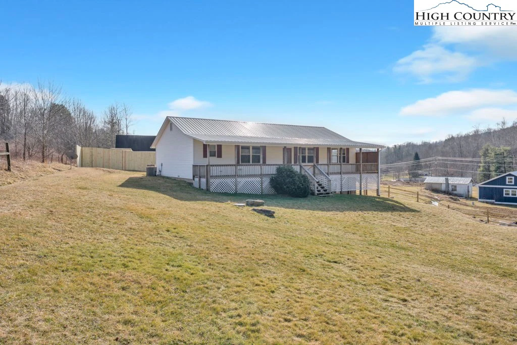 Image number 21 for the current listing