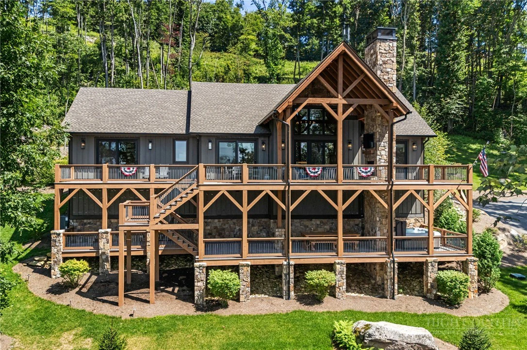 Image number 2 for the current listing