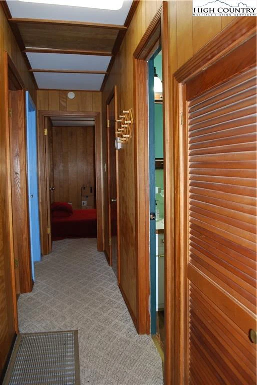 Image number 3 for the current listing