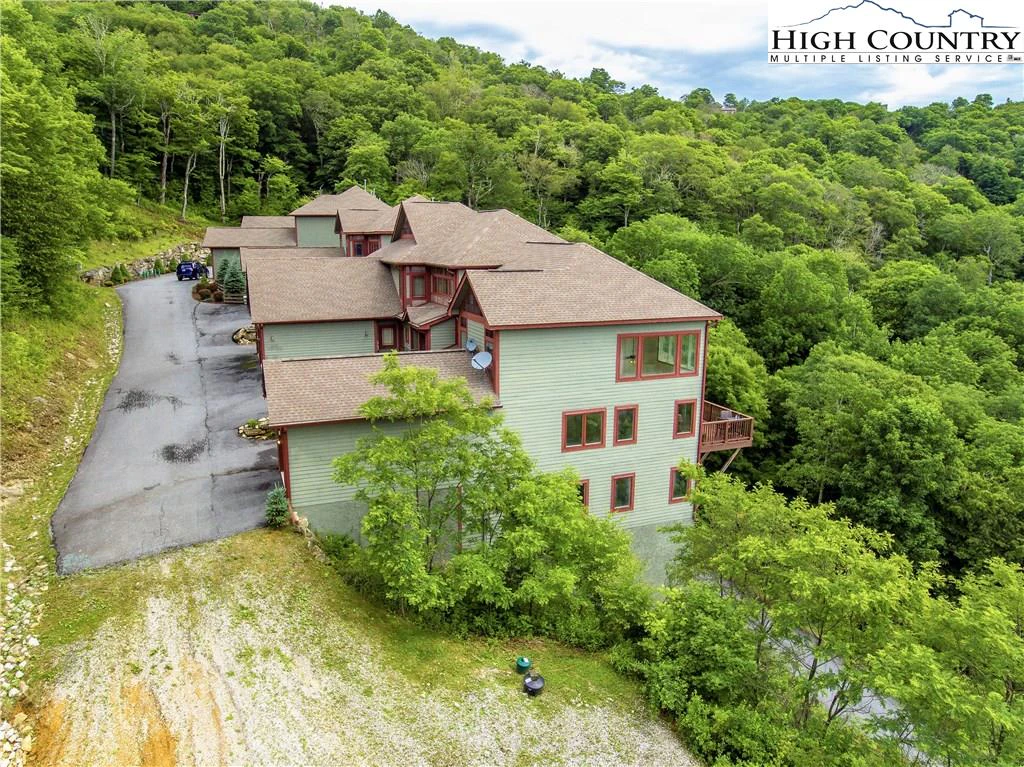 Image number 7 for the current listing