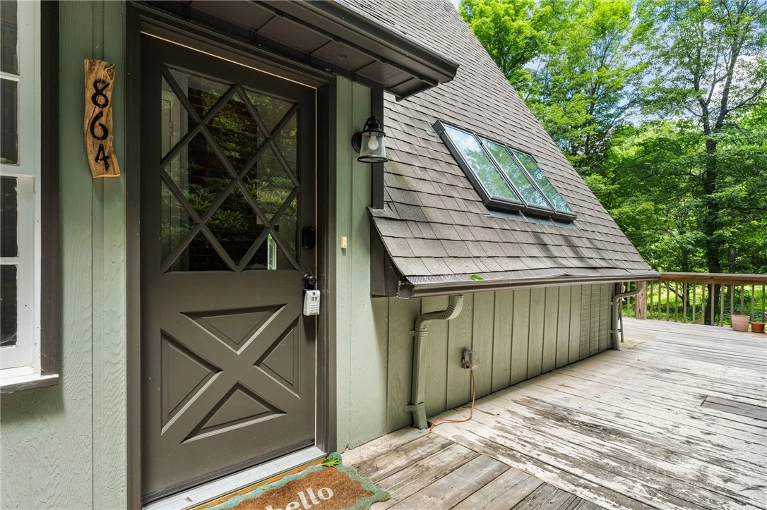Image number 5 for the current listing