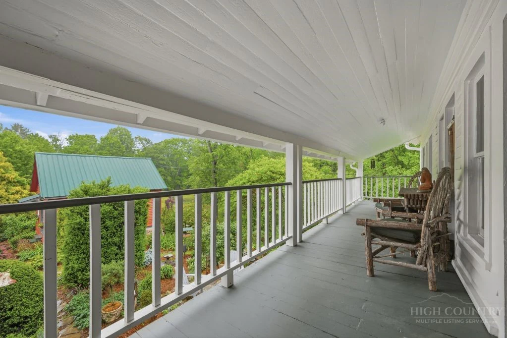 Image number 20 for the current listing