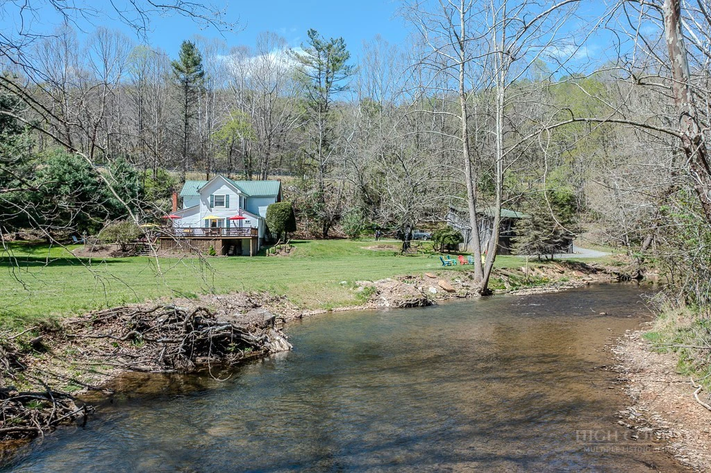 Image number 21 for the current listing