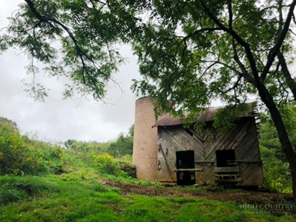 Image number 6 for the current listing