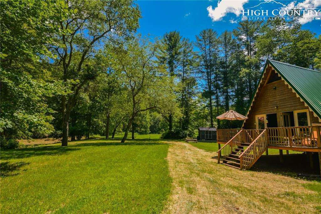 Image number 1 for the current listing