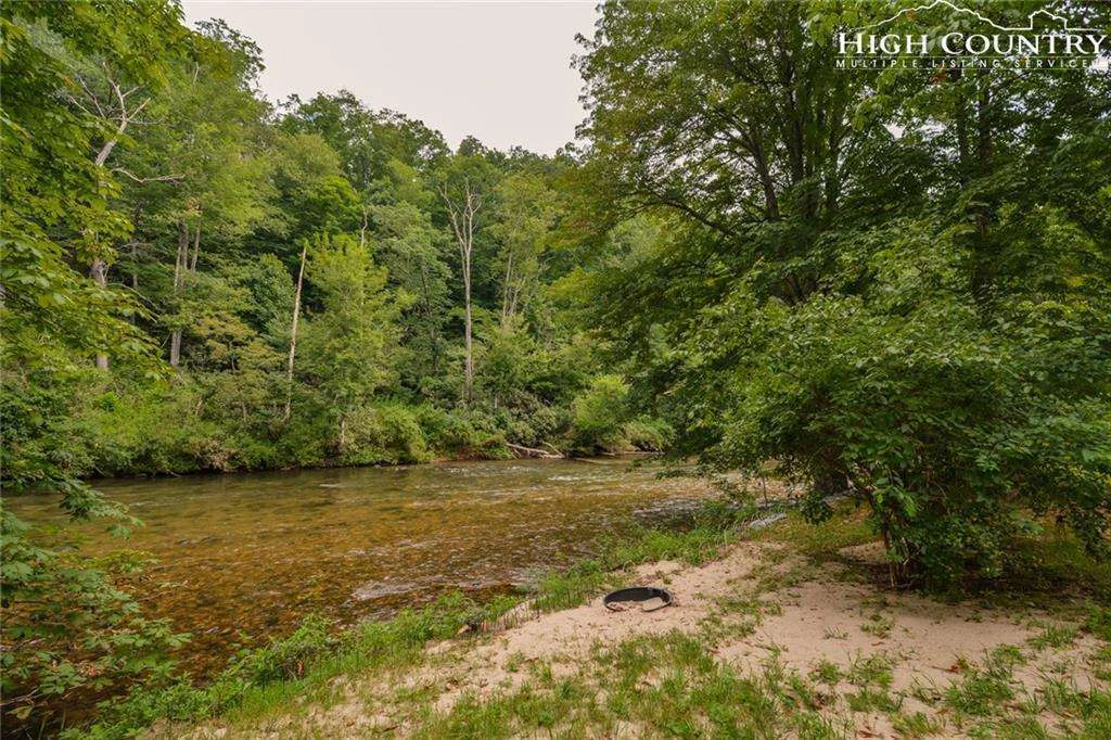 Image number 16 for the current listing
