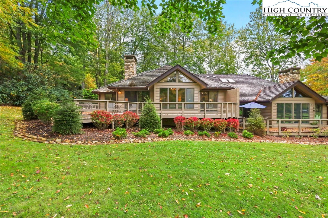 Image number 17 for the current listing