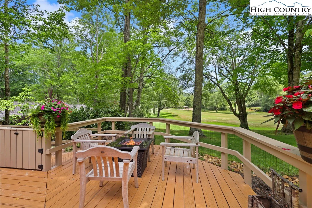 Image number 10 for the current listing