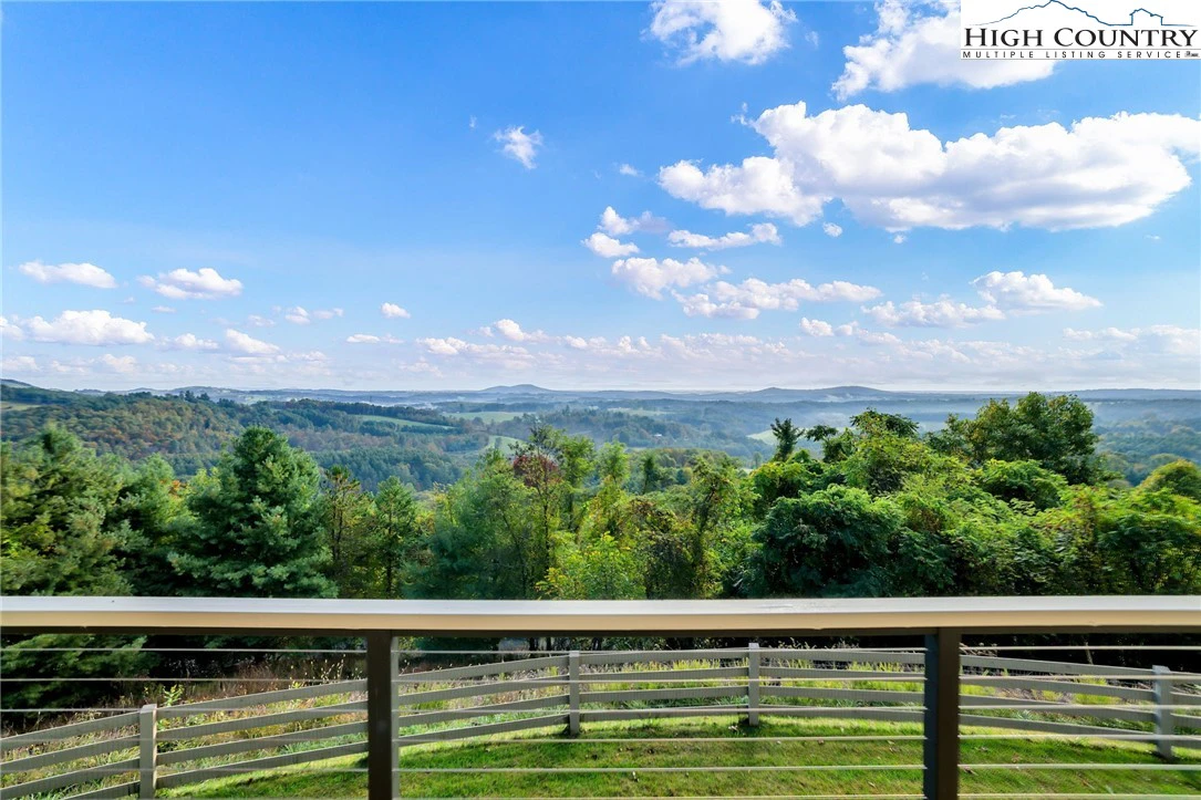 Image number 12 for the current listing
