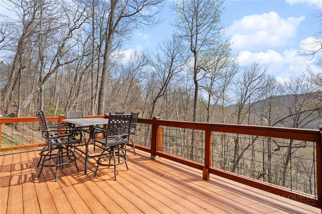 Image number 9 for the current listing