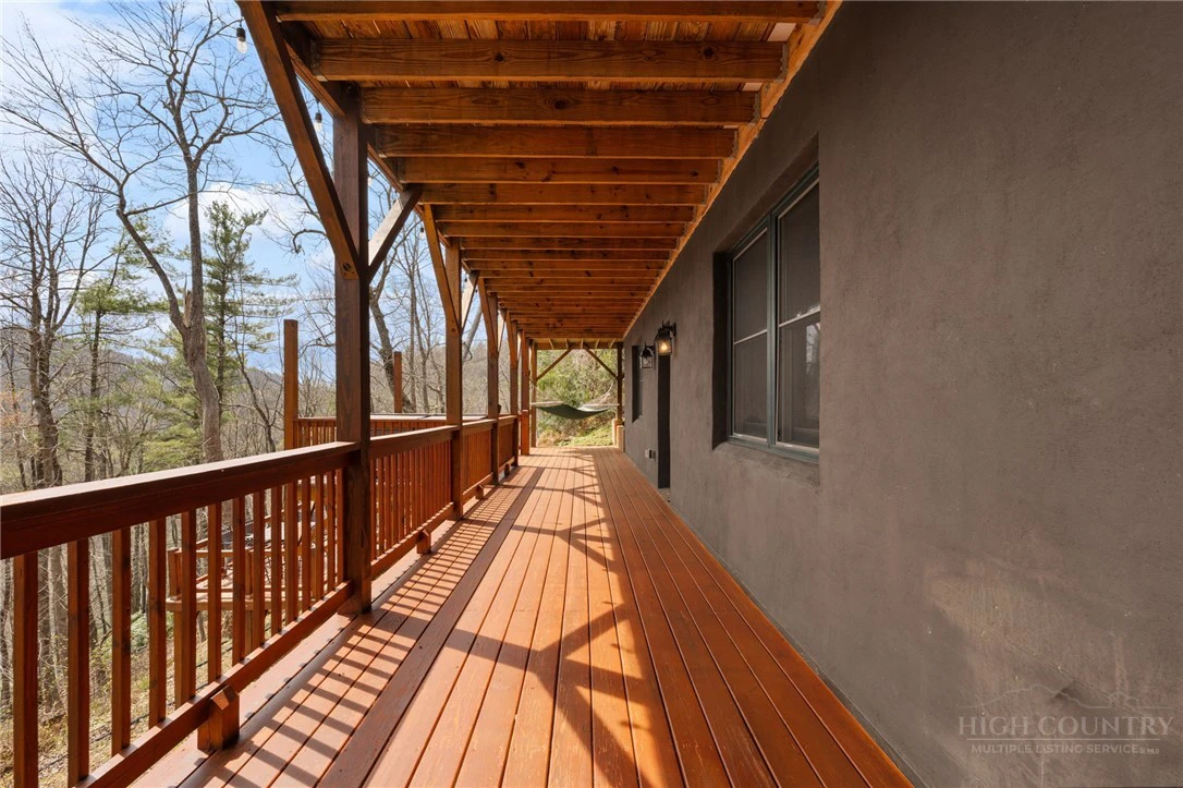 Image number 5 for the current listing