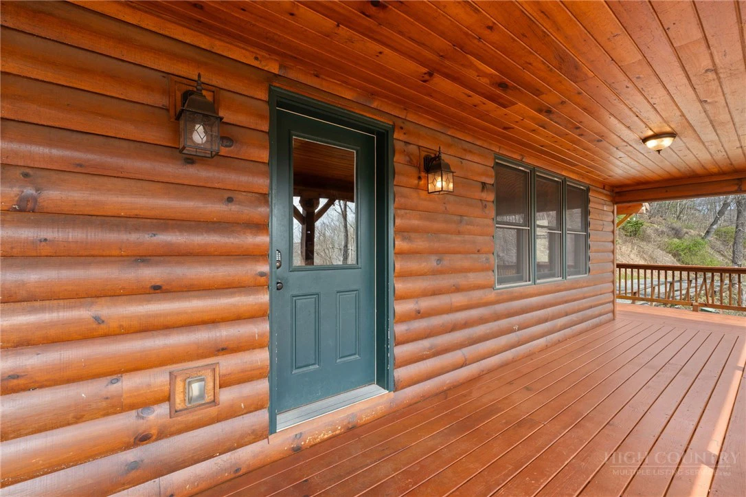 Image number 12 for the current listing