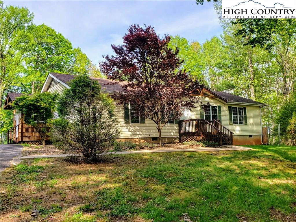 Image number 1 for the current listing