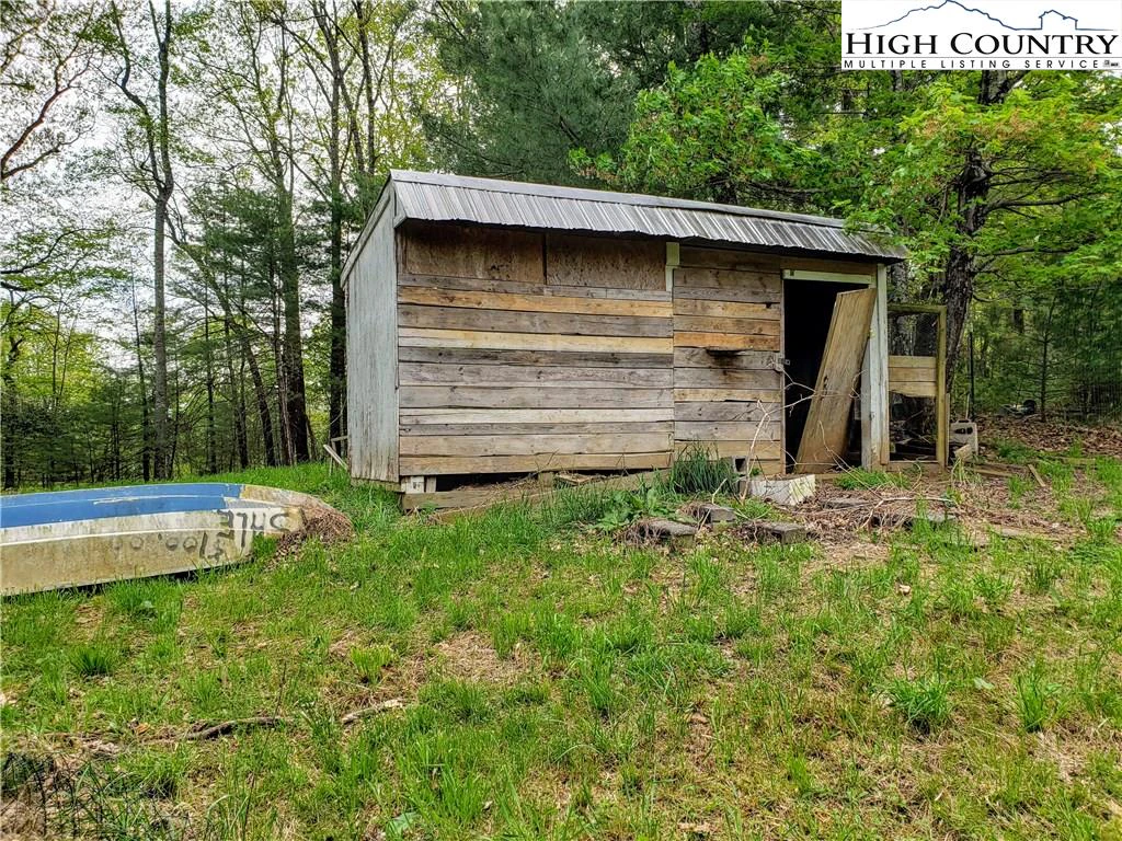 Image number 10 for the current listing