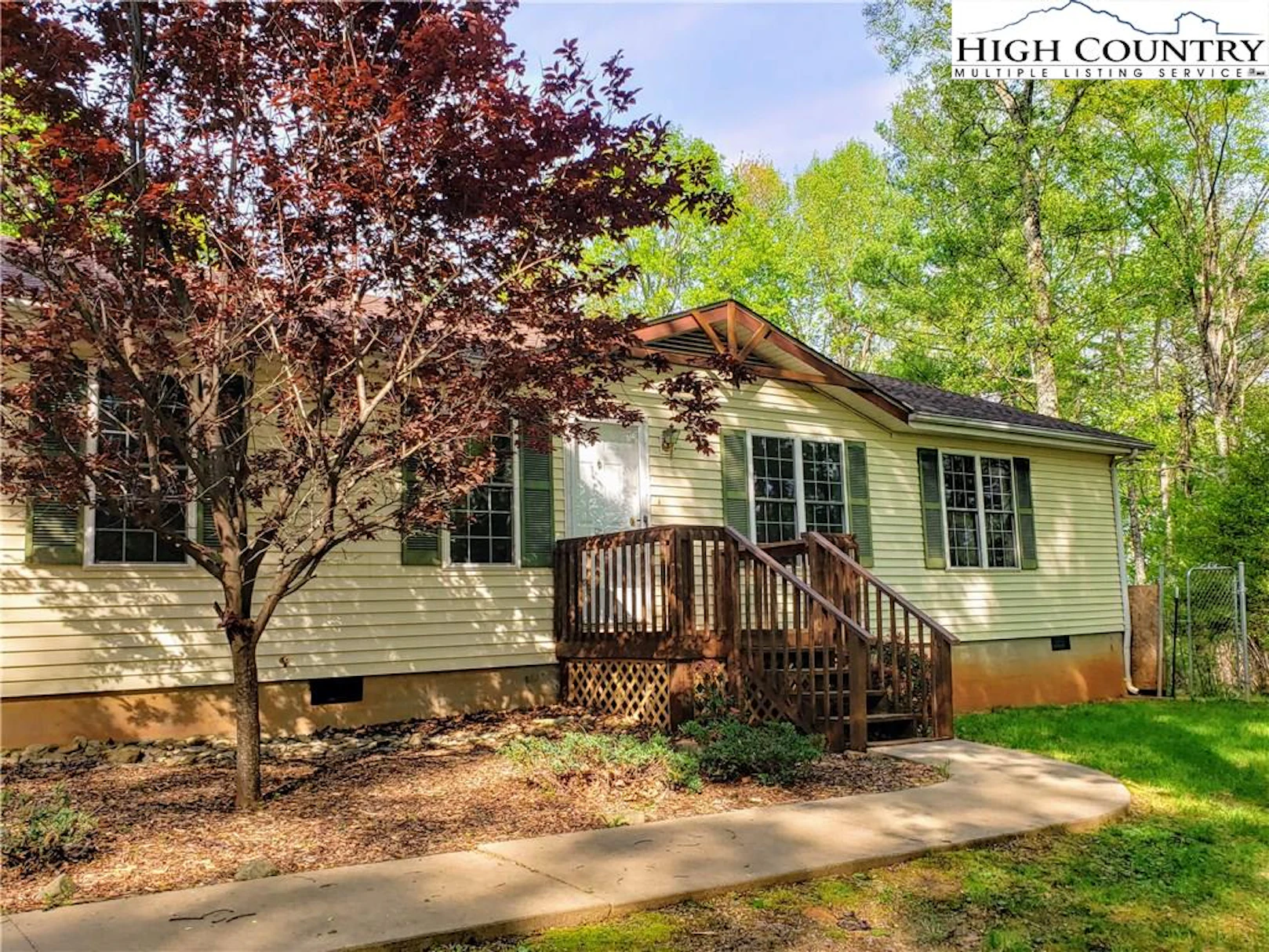 Image number 19 for the current listing