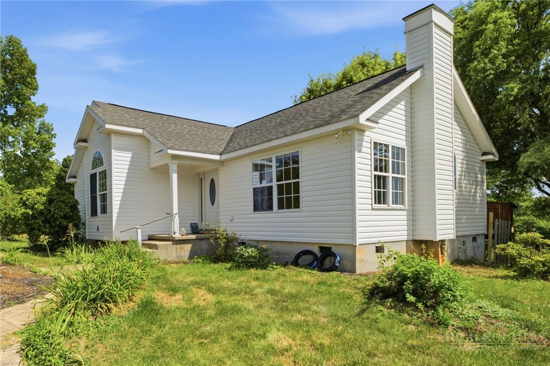 Image number 9 for the current listing