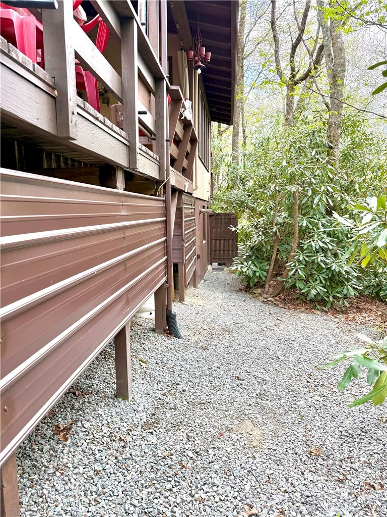 Image number 8 for the current listing