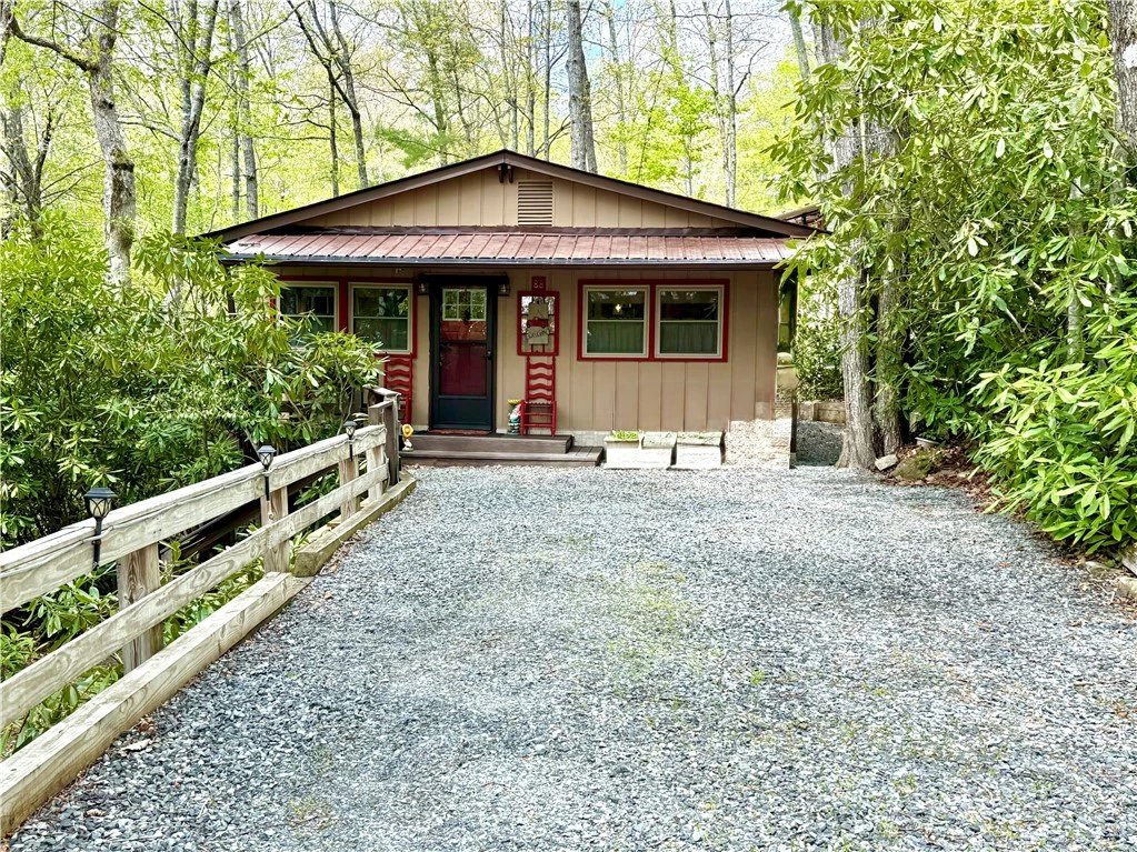 Image number 18 for the current listing