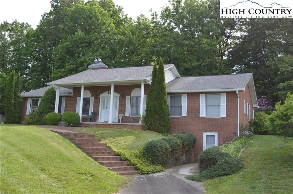 Image number 21 for the current listing