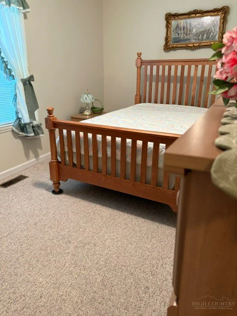 Image number 5 for the current listing