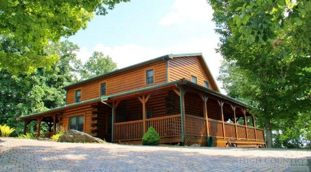 Image number 1 for the current listing