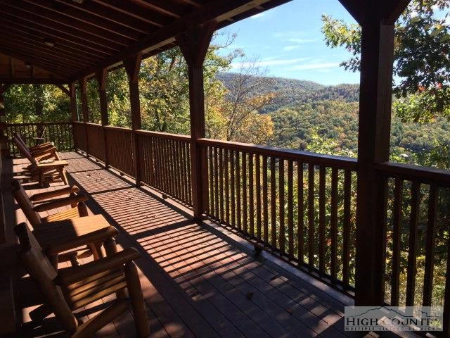 Image number 11 for the current listing