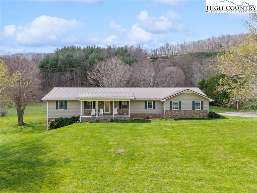 Image number 1 for the current listing