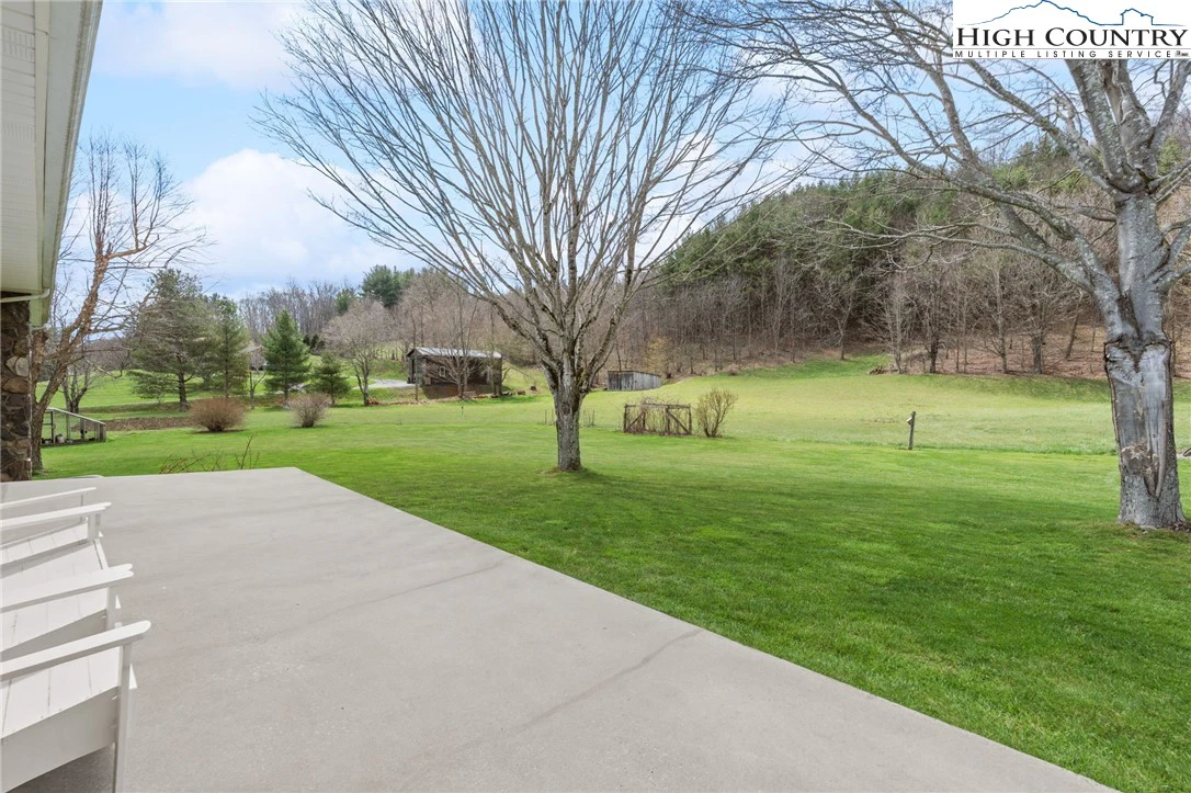 Image number 7 for the current listing