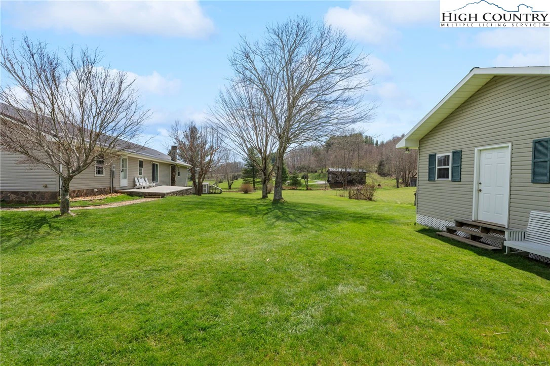 Image number 11 for the current listing