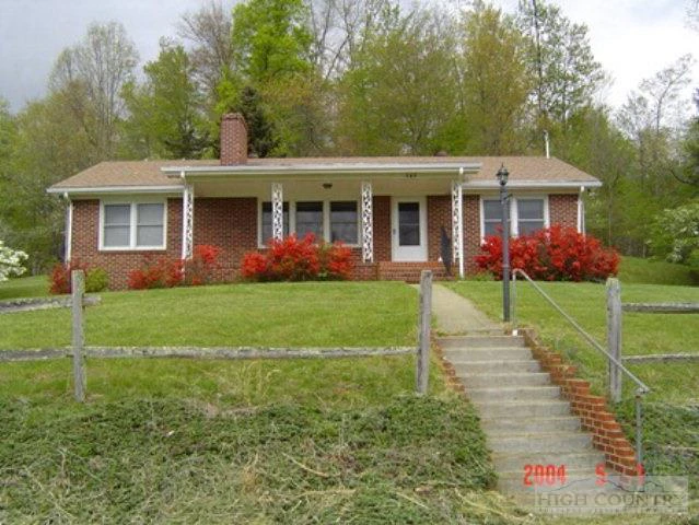 Image number 4 for the current listing