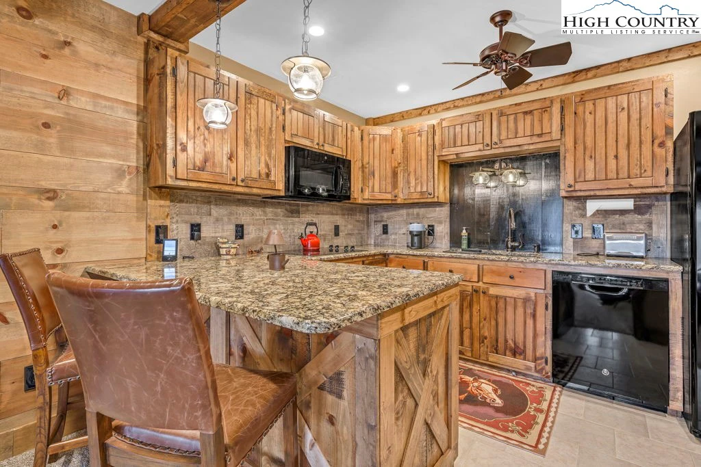 Image number 9 for the current listing
