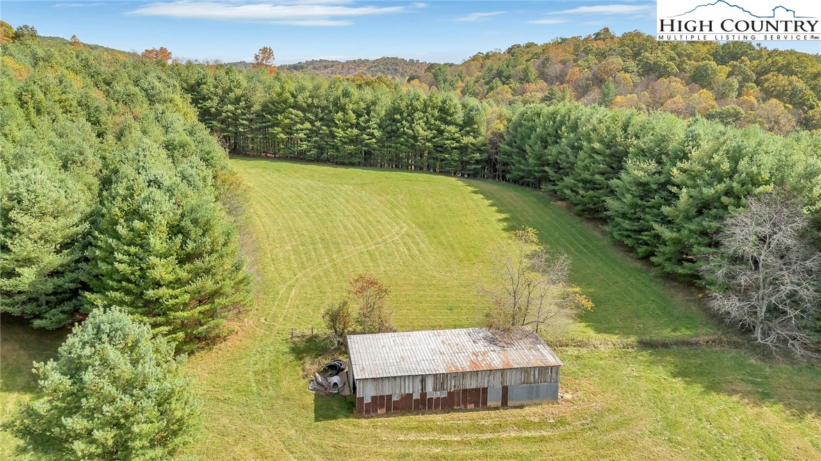 Image number 20 for the current listing