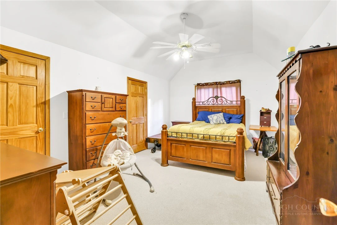 Image number 7 for the current listing