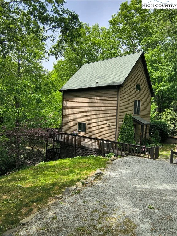 Image number 18 for the current listing