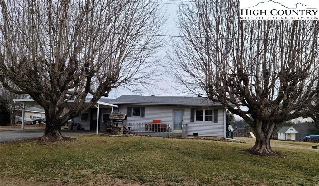 Image number 1 for the current listing