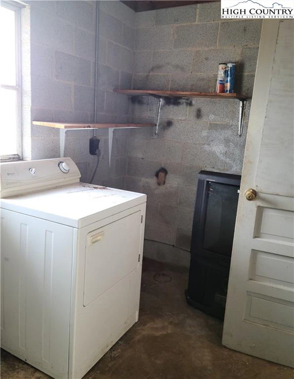 Image number 7 for the current listing