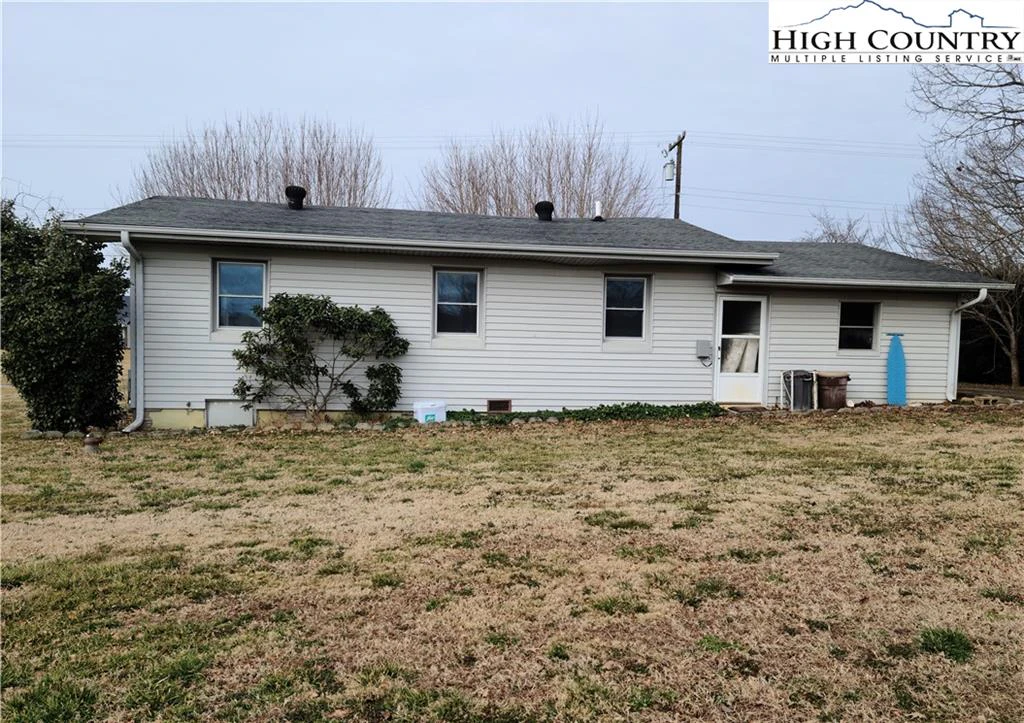 Image number 4 for the current listing