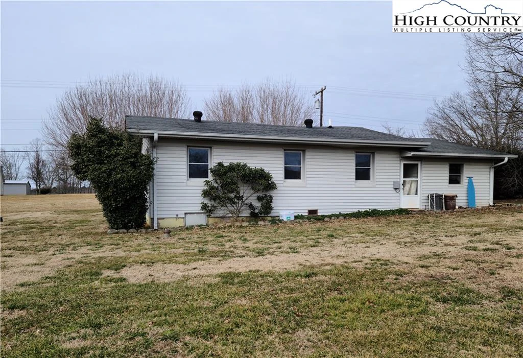 Image number 3 for the current listing