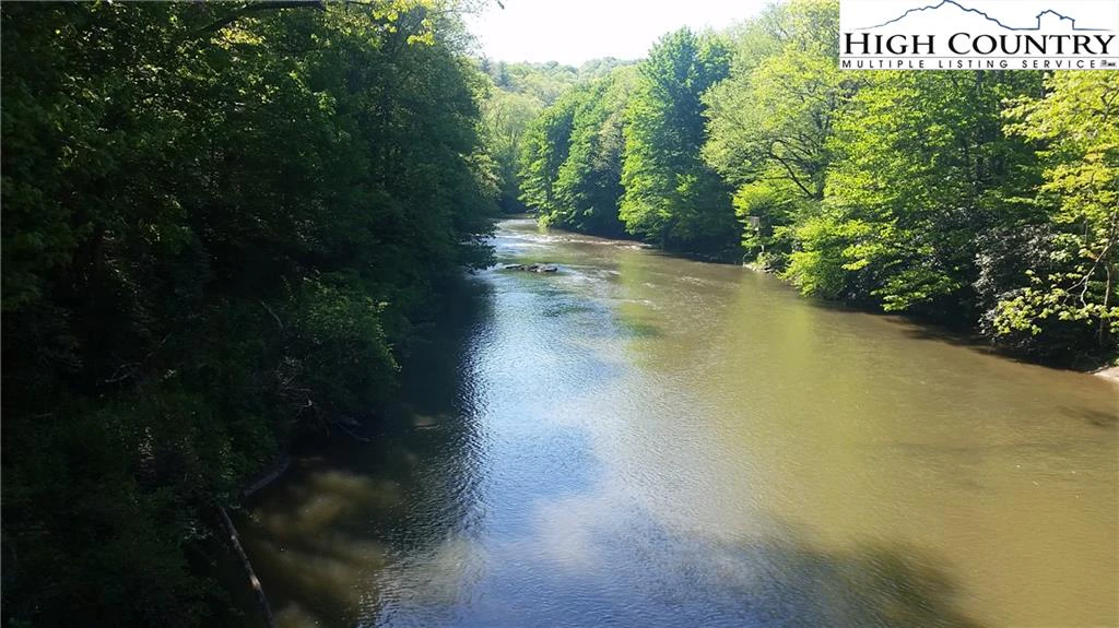 Image number 7 for the current listing