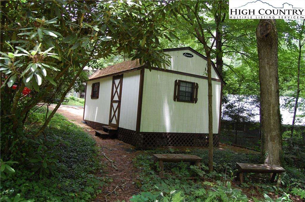Image number 5 for the current listing
