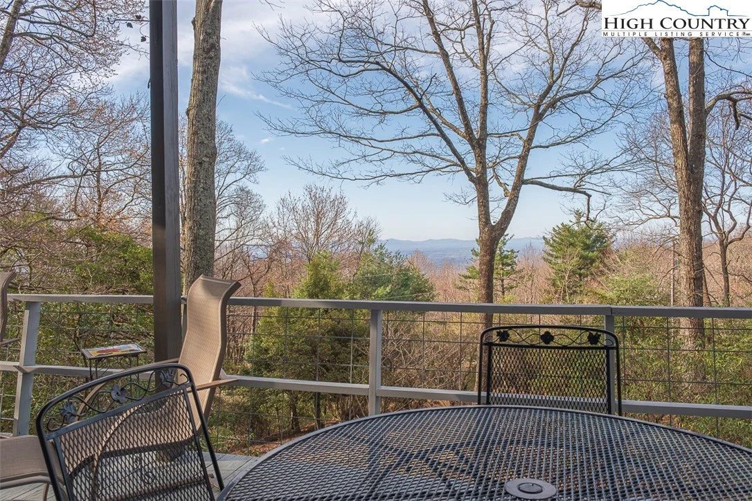 Image number 12 for the current listing