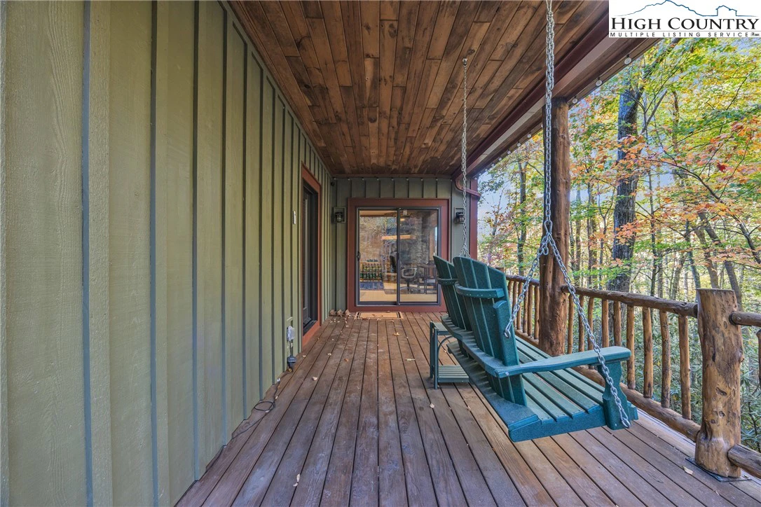 Image number 9 for the current listing