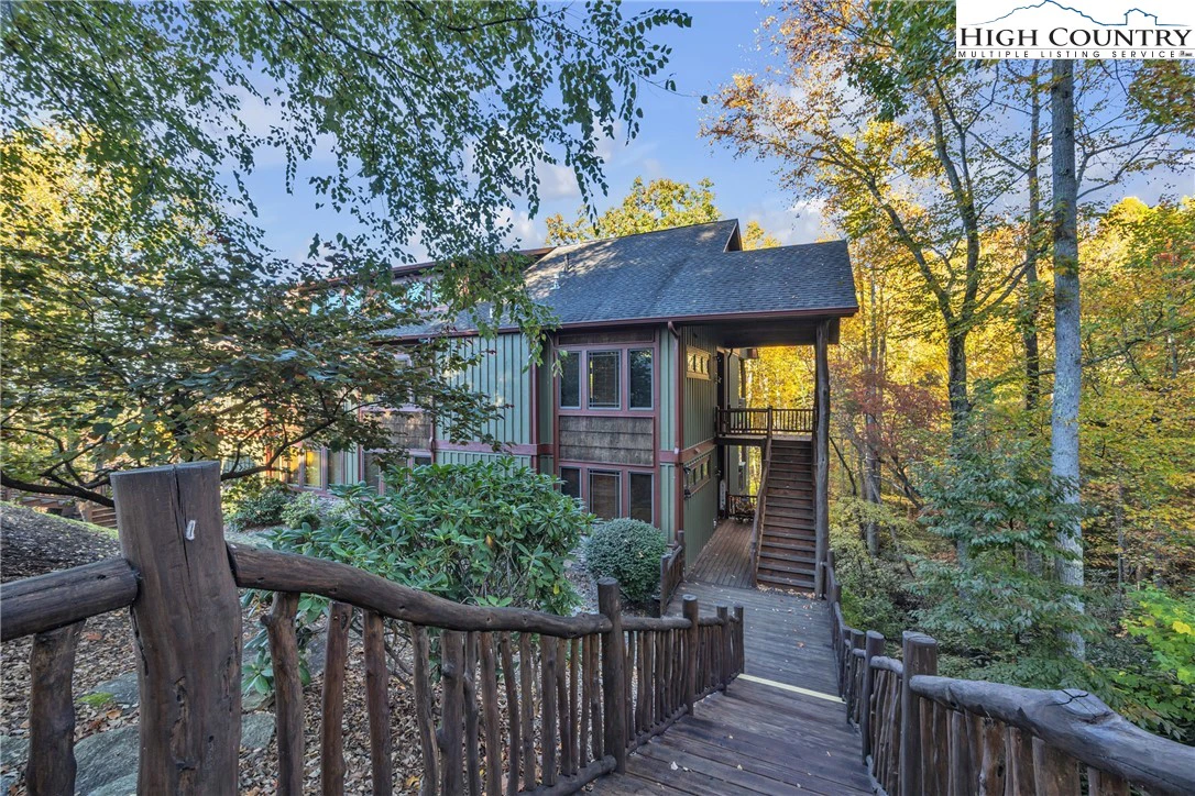 Image number 10 for the current listing