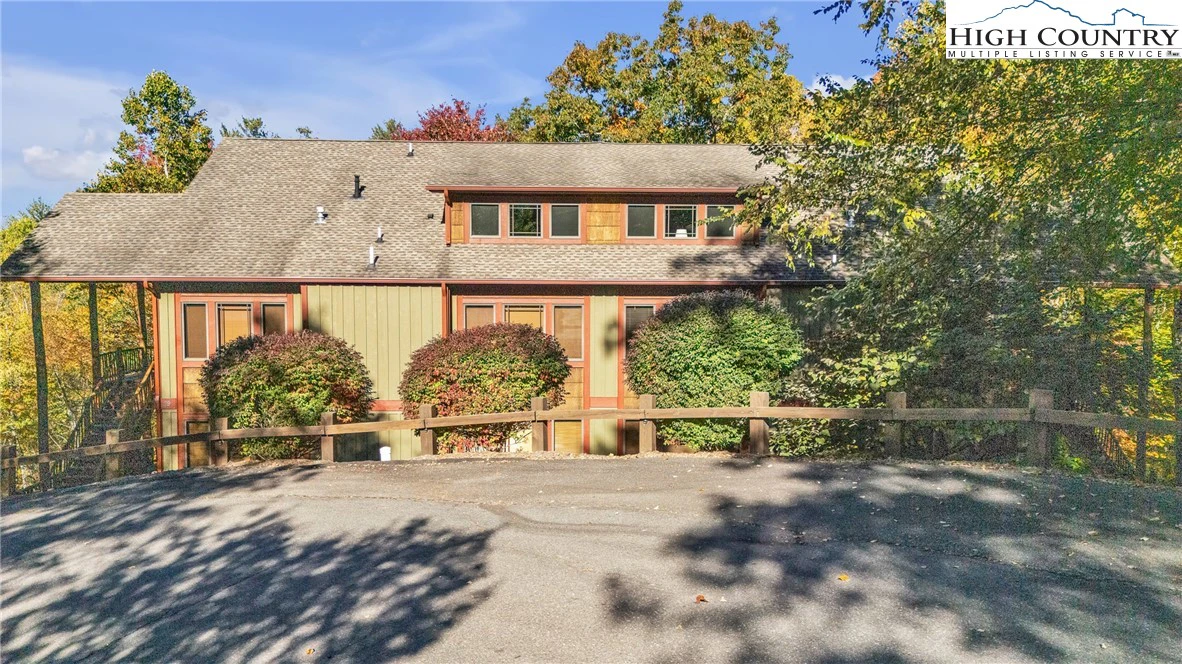 Image number 12 for the current listing