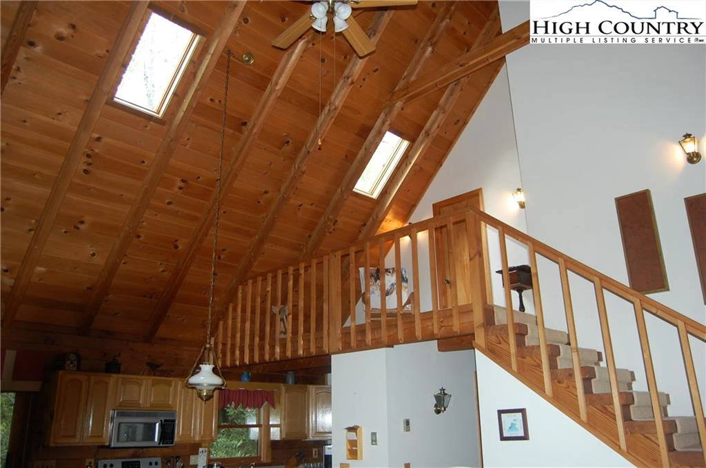 Image number 10 for the current listing