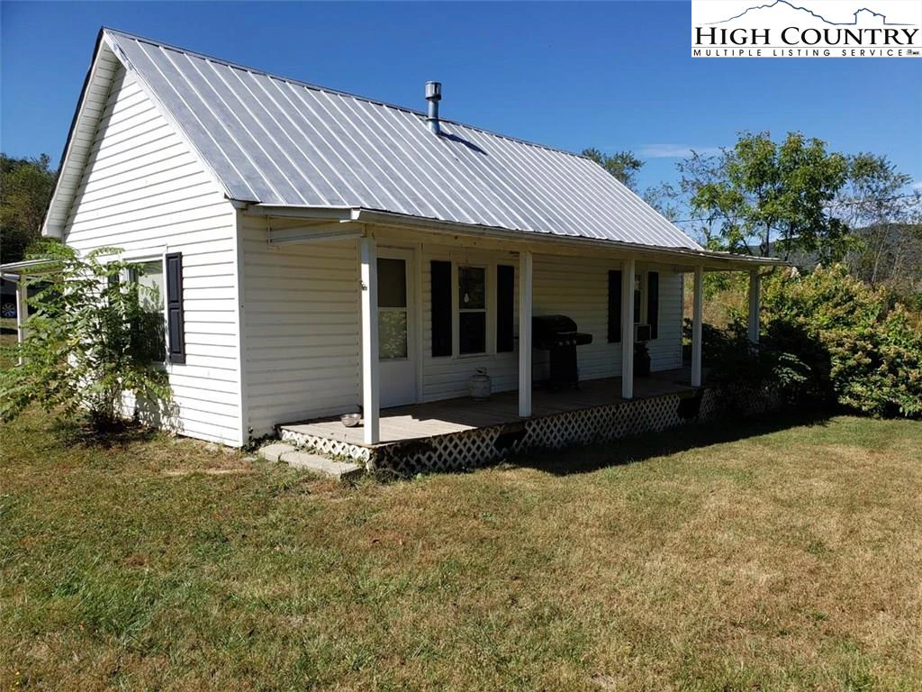 Image number 1 for the current listing