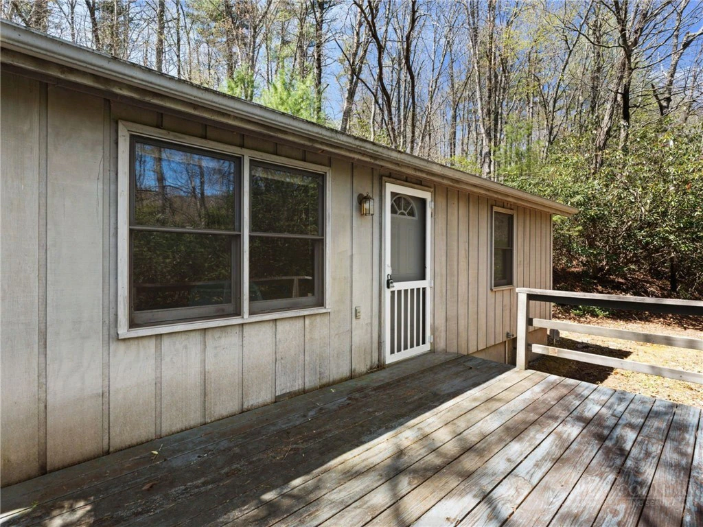Image number 7 for the current listing