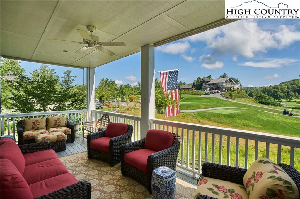Image number 9 for the current listing